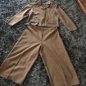 Capri pants and blaze suit.